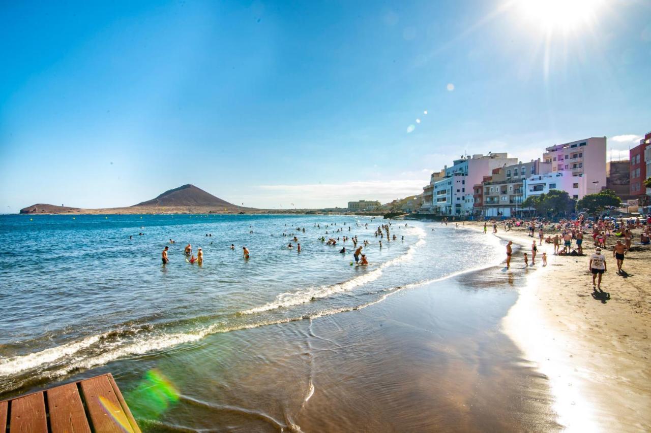 Alquilaencanarias El Medano Junto A La Playa Exterior photo